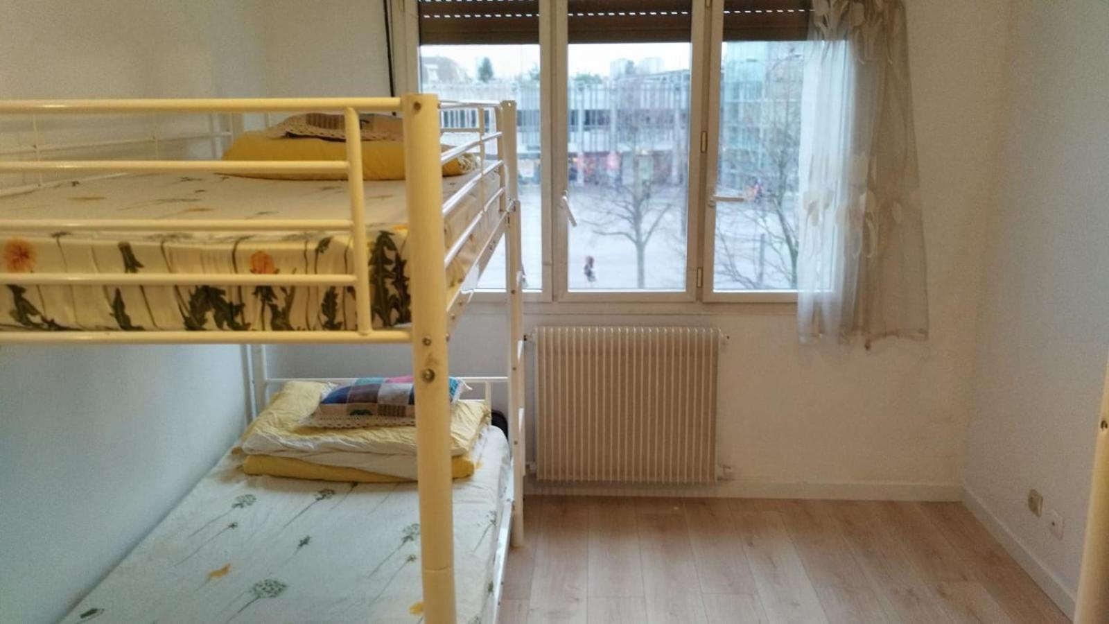 Tony House Hostel บงดี ภายนอก รูปภาพ